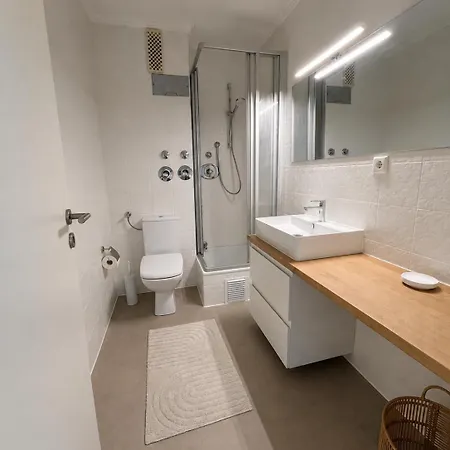 Ruhige Mit Blick Ins Gruene Appartement